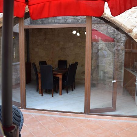 Venetian Cistern Villa Kalamítsion Alexándrou エクステリア 写真